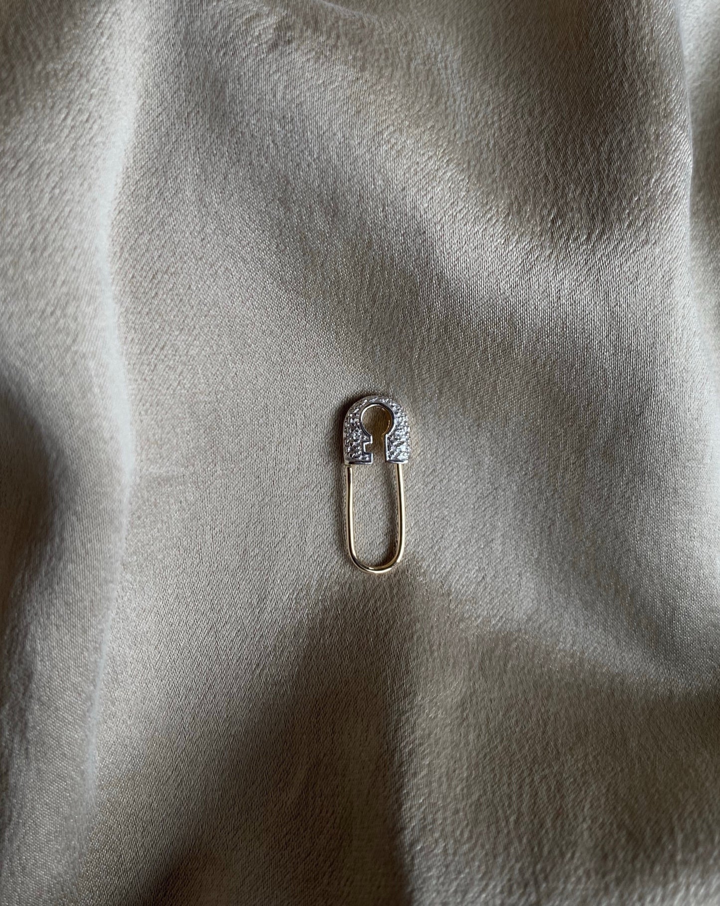 Pavé Diamond Pin