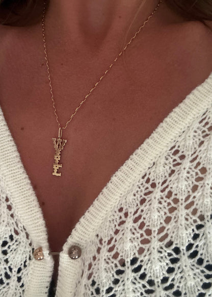 Collar con sobrenombre