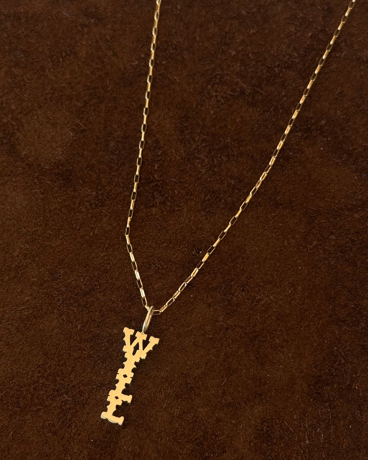 Collar con sobrenombre